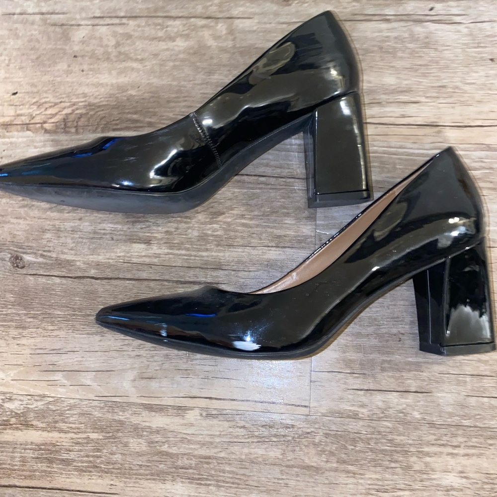 Heels - Picture 3 of 3